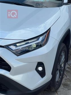 تۆیۆتا ڕاڤ 4